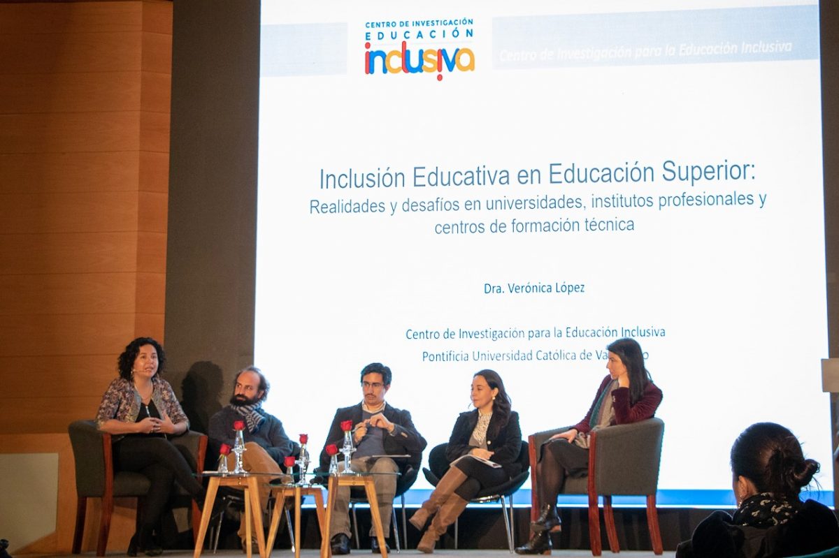 INVESTIGADORES DEL CENTRO ANALIZAN LOS DESAFÍOS DE LA INCLUSIÓN EDUCATIVA EN LA EDUCACIÓN SUPERIOR